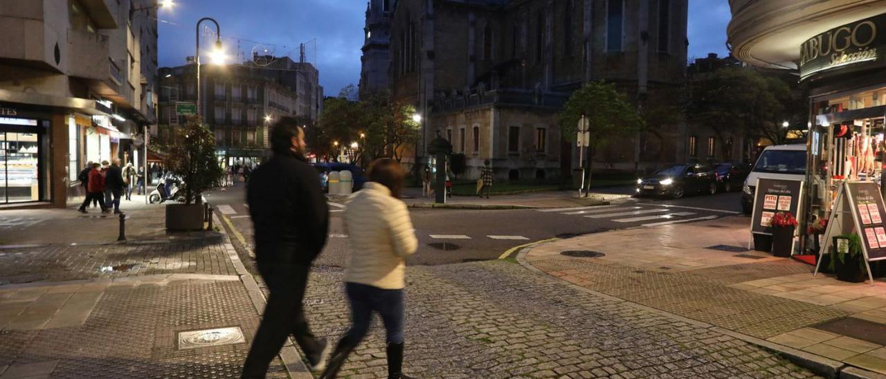 La calle Marcos del Torniello y la plaza de La Merced, que pasarán a ser zona de tráfico restringido.