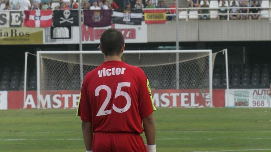 Víctor Ibáñez, el meta titular, acumula cinco encuentros sin recibir gol, desde su debut.