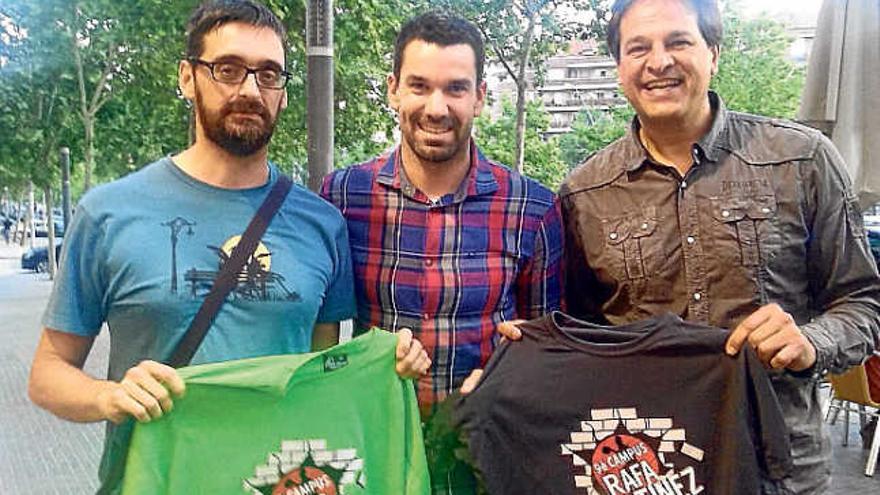 Rafa Martínez, entre Jordi Prat i Martín Momotiuk, dimecres a Manresa