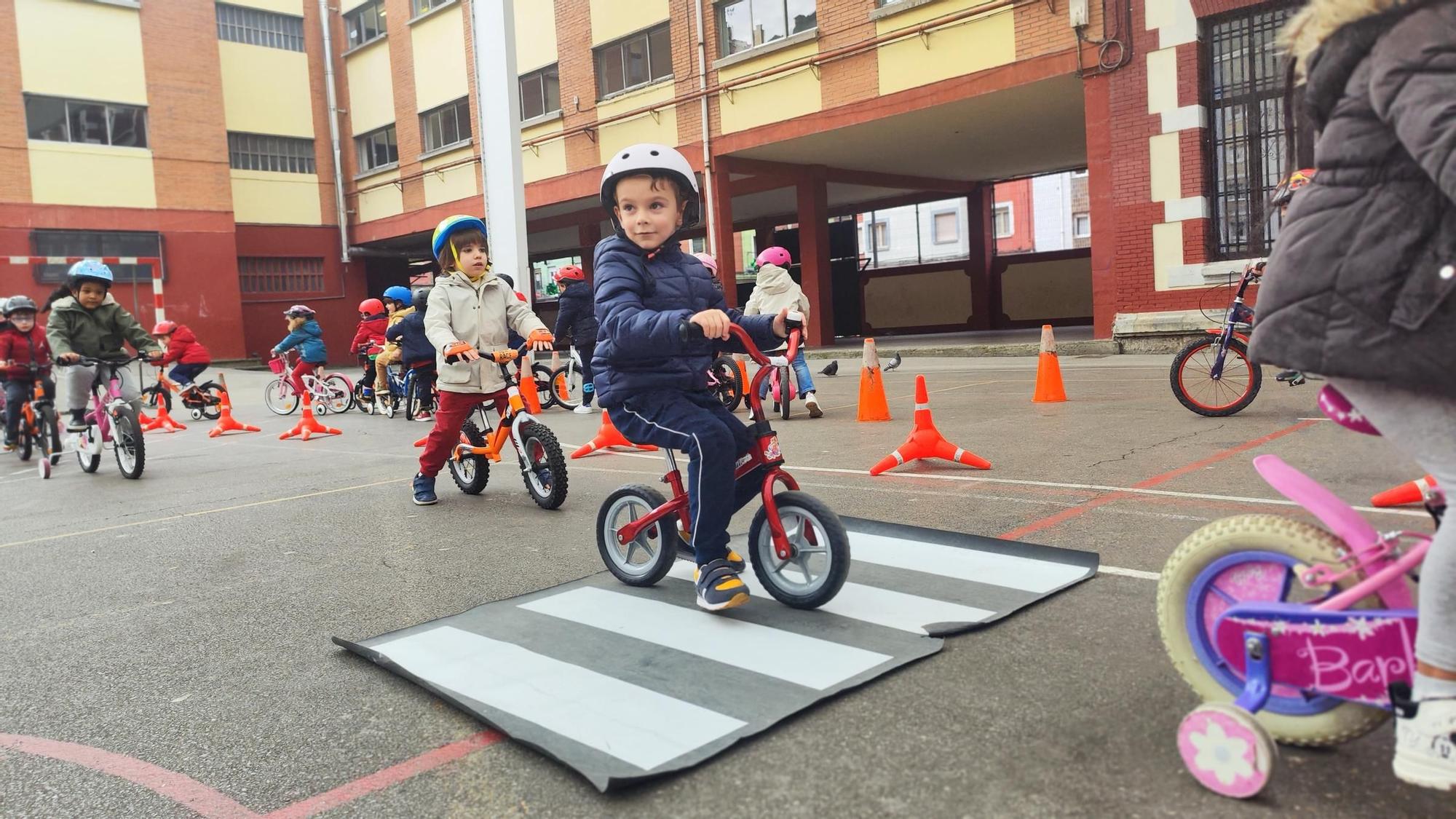 Los niños de Liceo se apuntan a la Seguridad Vial