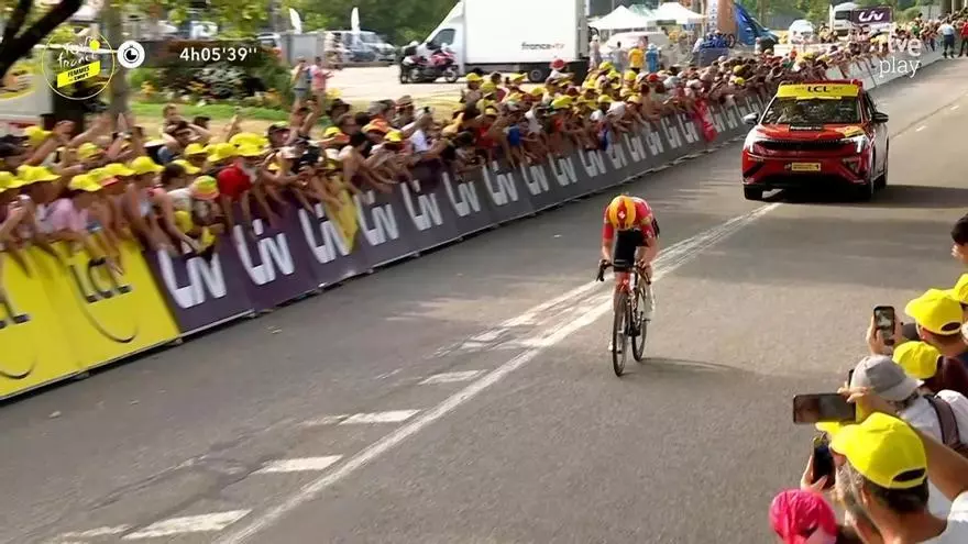 Sigrid Hauset se hace con el maillot amarillo en la etapa 3