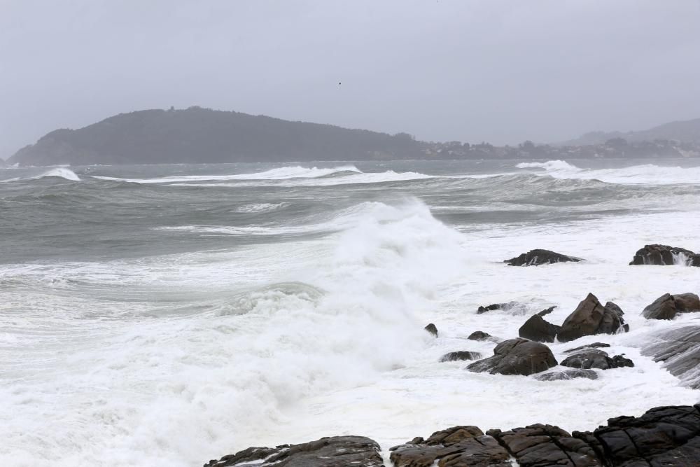 "Félix" desata la fuerza de los mares en la ría de Vigo