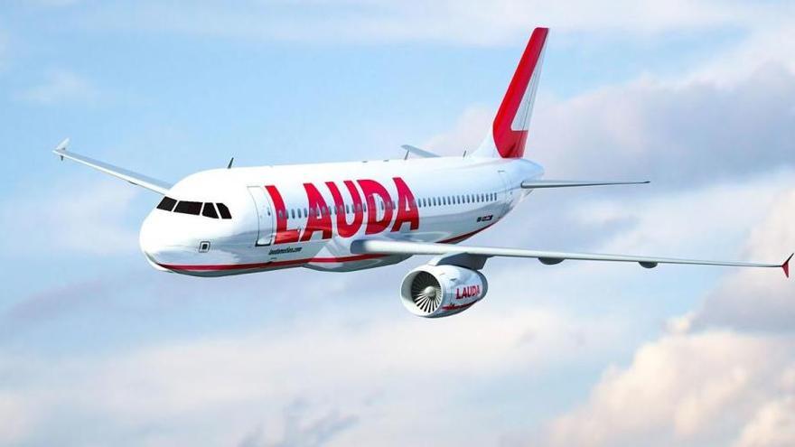 Lauda-Flieger mit neuer Lackierung.