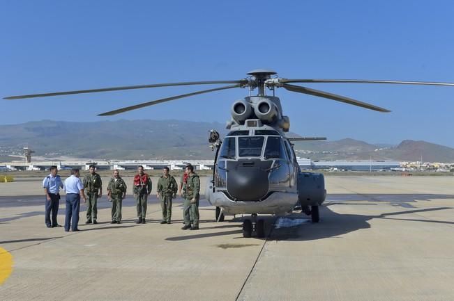 Presentación del nuevo helicóptero Superpuma ...