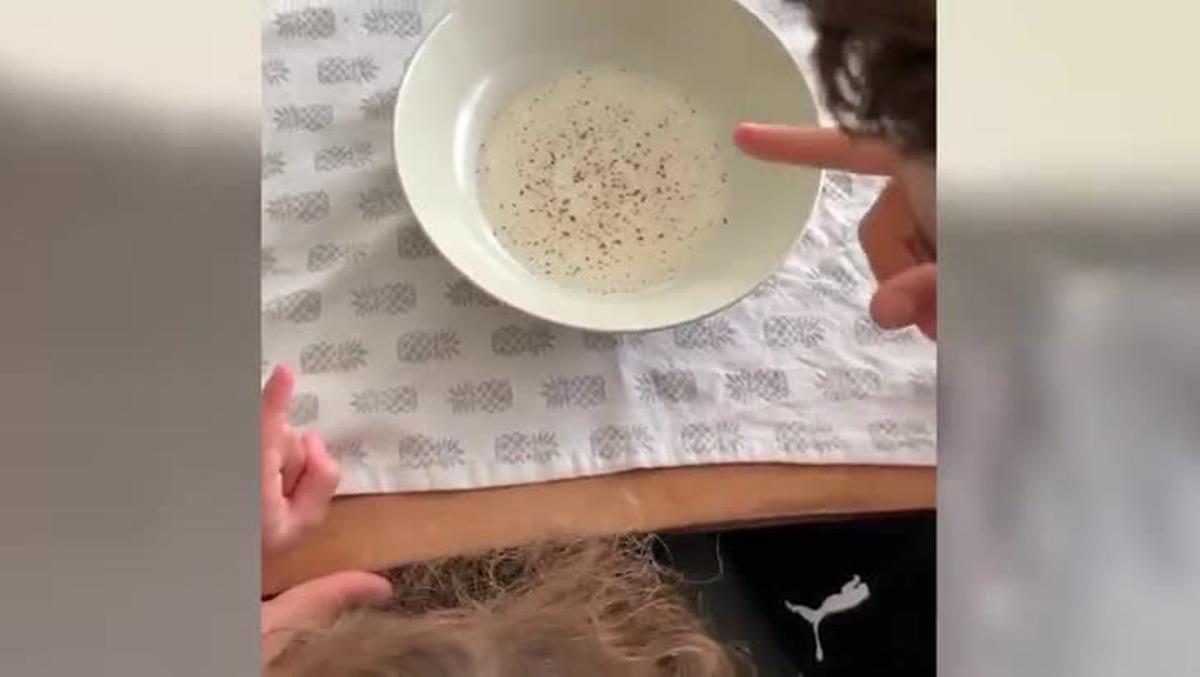 El vídeo didáctico de Bartra con su hija para concienciar sobre la importancia de lavarse las manos