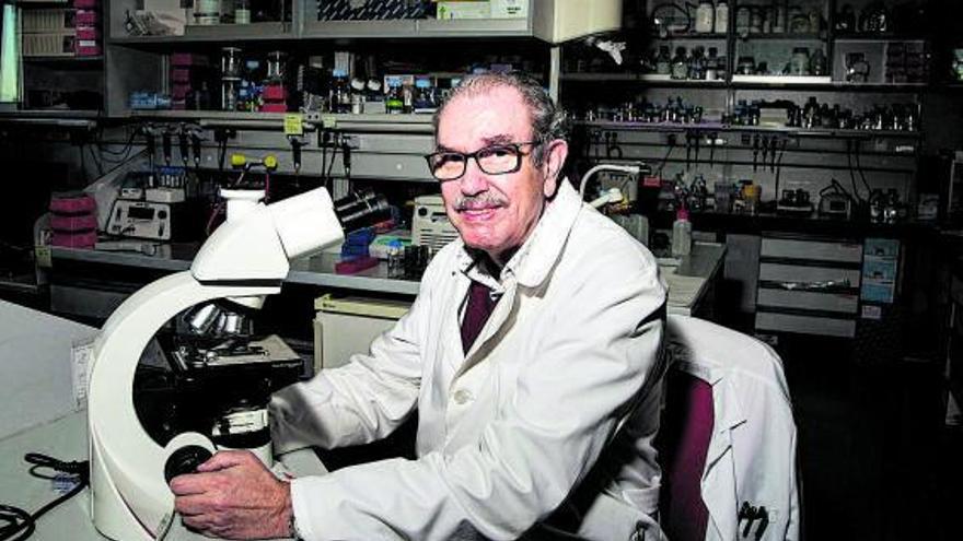 Vicente Larraga, investigador del Centro de Investigaciones Biológicas. | ALBA VIGARAY