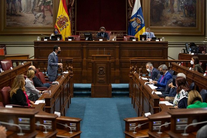 Pleno del Parlamento de Canarias (8/6/21)