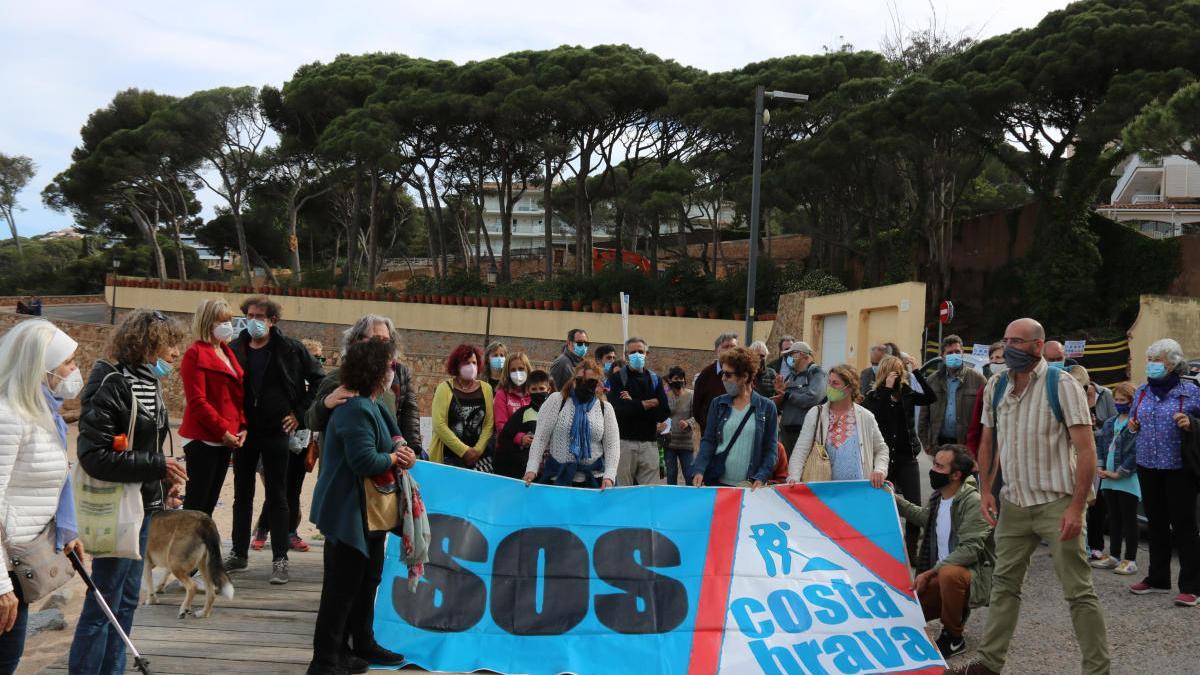 Els participants de la manifestació.