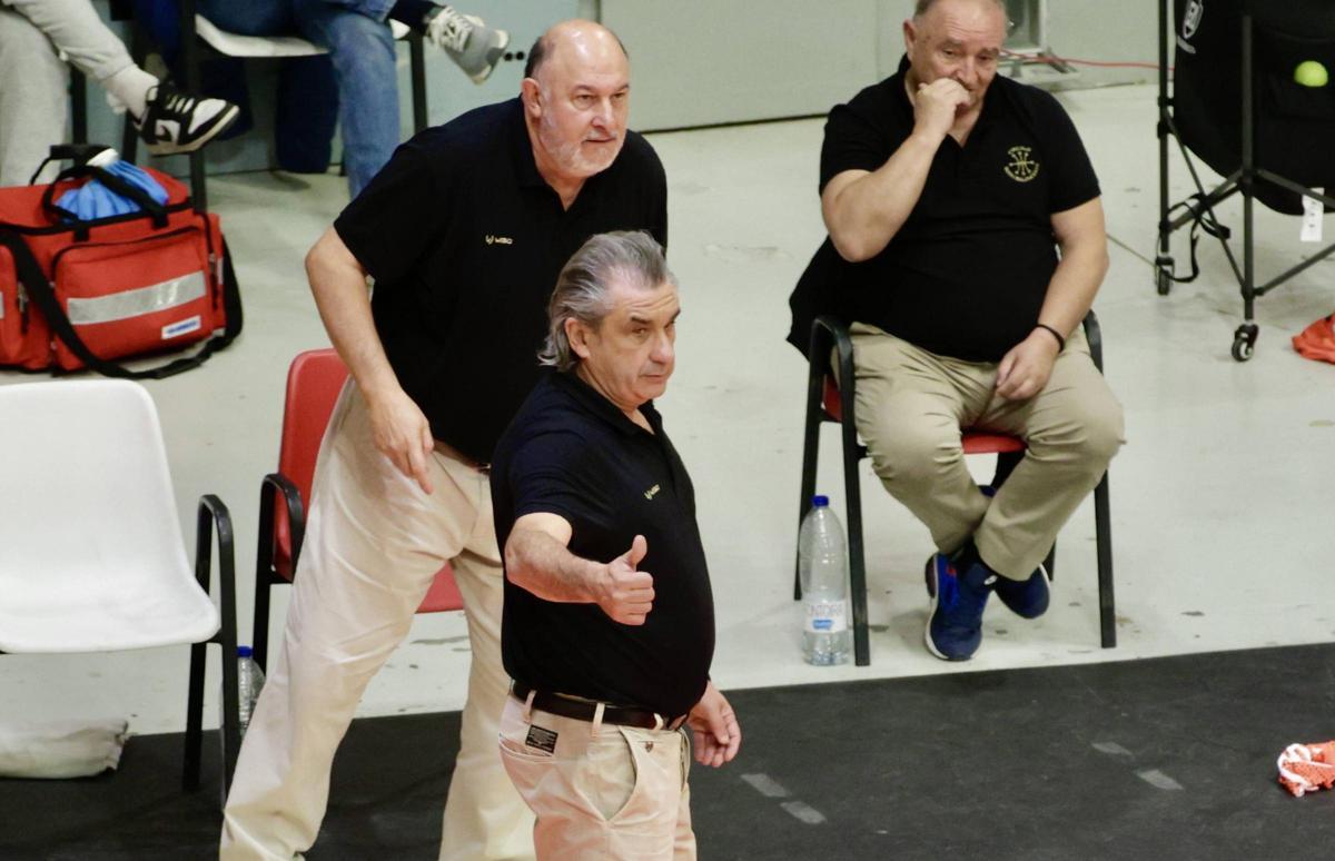 Nacho Galán, durante un partido en el Palacio de los Deportes de La Guía.