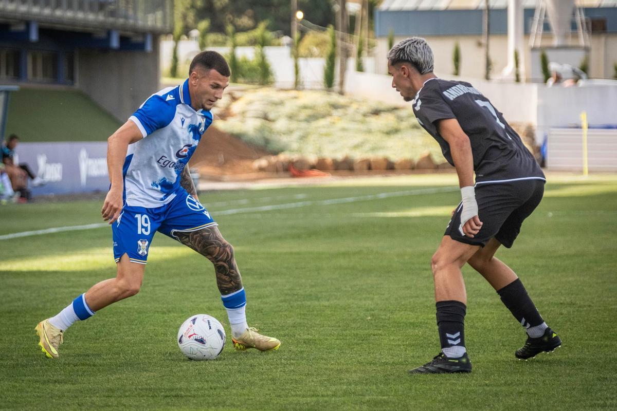 Partido amistoso entre el CD Tenerife y el Tamaraceite