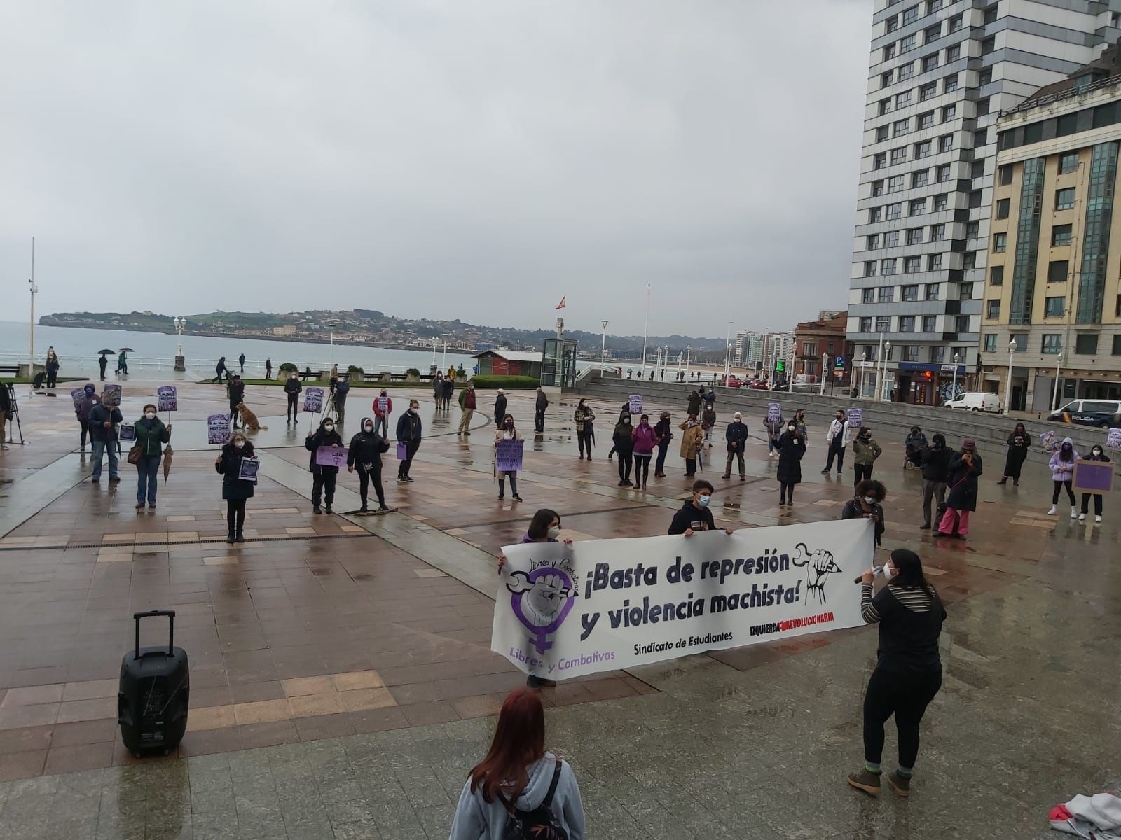 protesta estudiantes en Gijón.jpeg