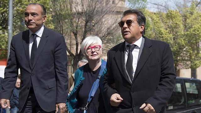 El exvicepresidente Rafael Yuste, la viuda de Armand Carabén y Joan Laporta.