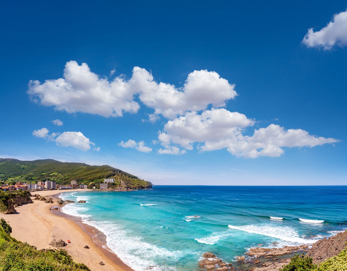 La costa del norte de la península ofrece unos paisajes insólitos