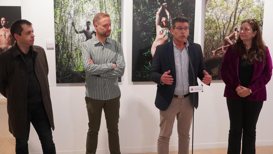 Ontinyent acoge la exposición «Cossos sense patró» de la Universitat de València