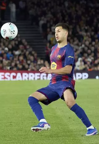 El Barça confirma la grave lesión de Roony Bardghji que le hará perderse la temporada