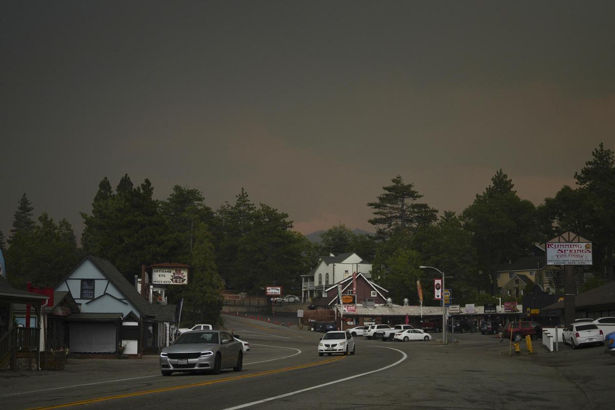 Grandes incendios en la zona de Running Springs en California