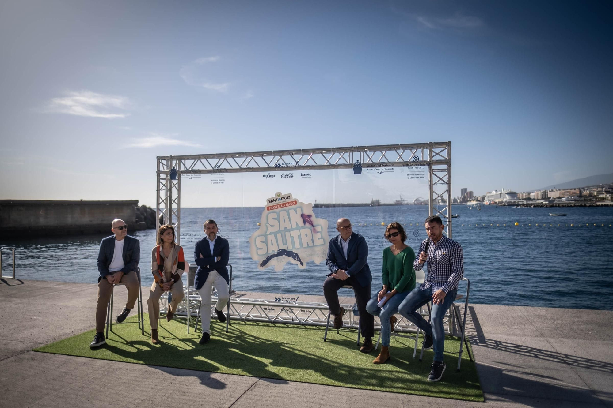 Presentación de la Travesía a Nado San Salitre