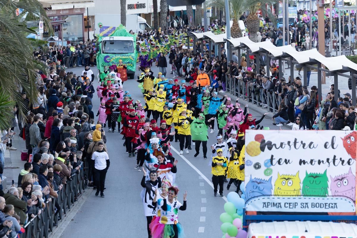 Mira aquí todas las imágenes de la rúa de Carnaval de Ibiza