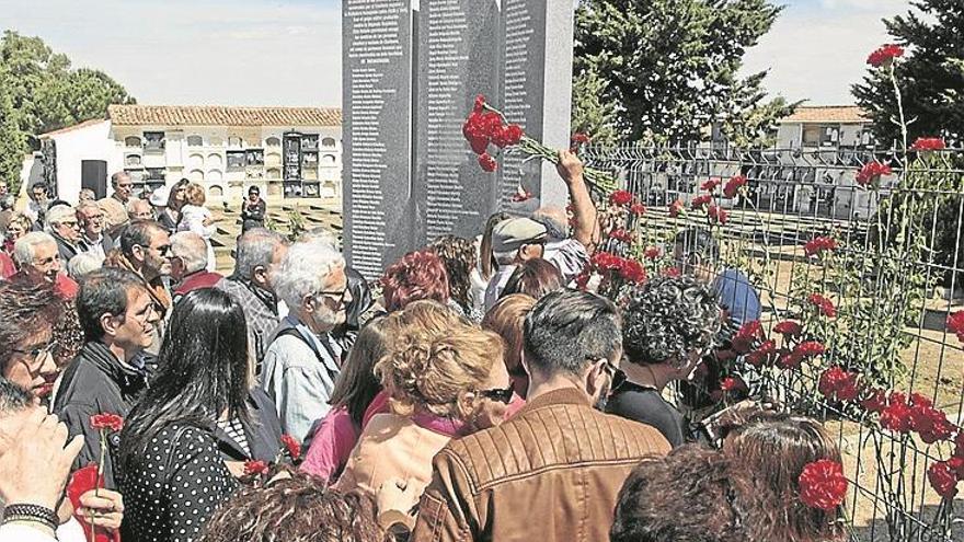 Monumento a las víctimas del franquismo en Castuera