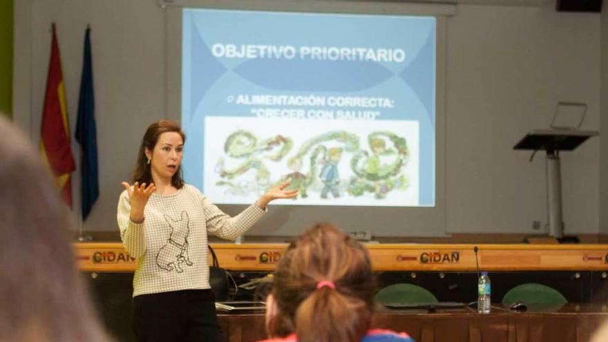 La nutrición infantil, a examen en la Escuela de Salud de Laviana