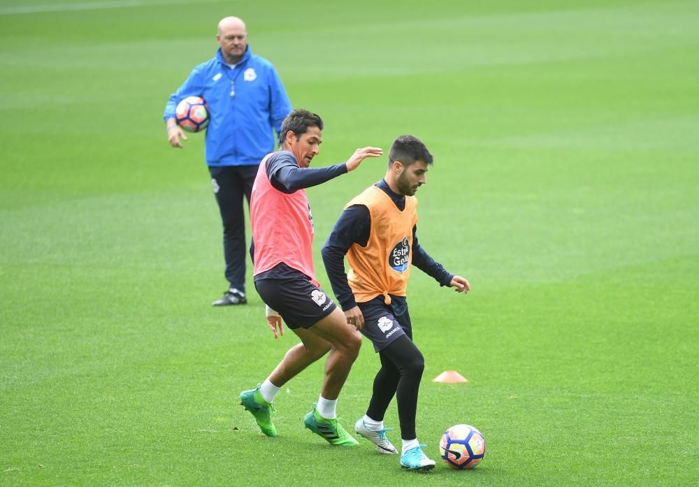 La plantilla deportivista continúa preparando el partido contra el Espanyol.