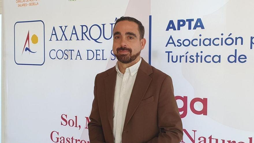 &quot;La Axarquía necesita la desaladora y mejores vías de comunicación&quot;