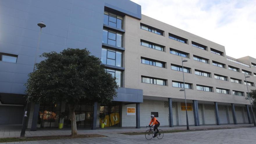 La Villa Universitaria de  San Vicente busca comprador