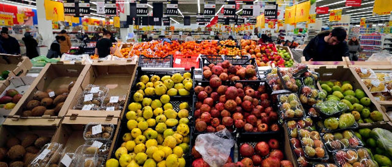 Canarias, donde más carne procesada y pescado congelado se consumen