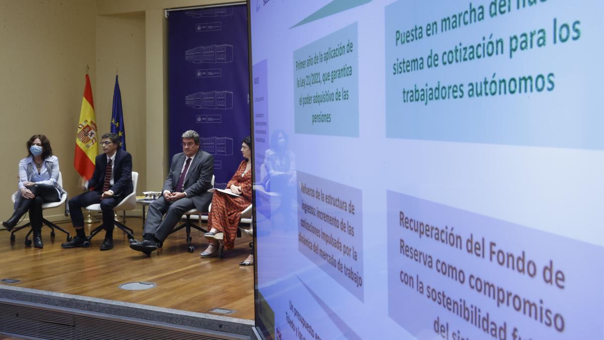 José Luis Escrivá presenta los presupuestos de su departamento para 2023