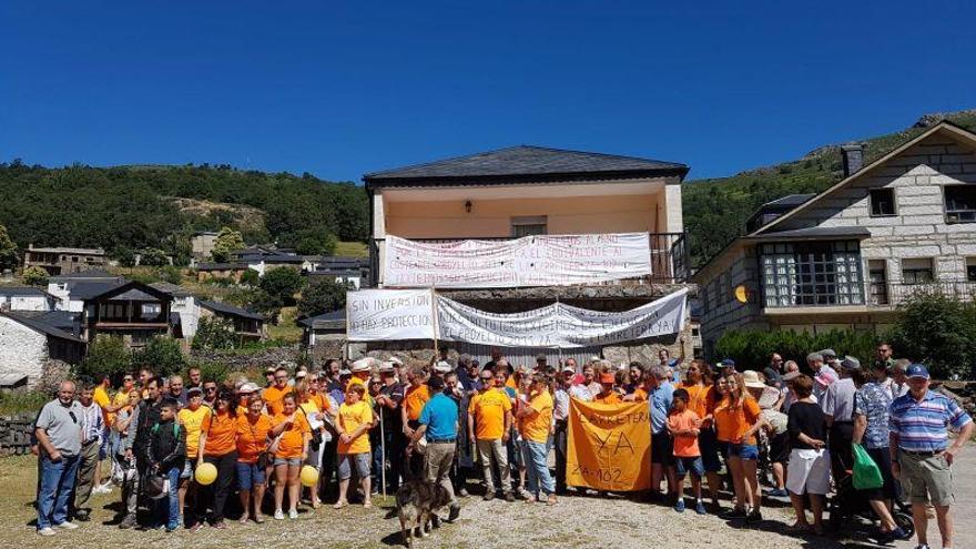 Integrantes de la Plataforma 102 en una de sus manifestaciones