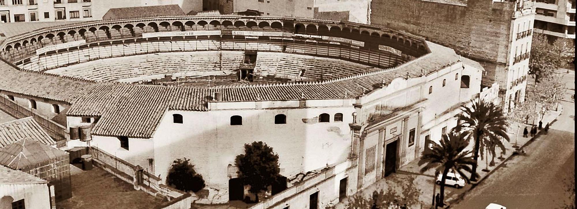 El coso taurino que precedió al que se ubica en Ciudad Jardín y que estuvo en pie más de un siglo.