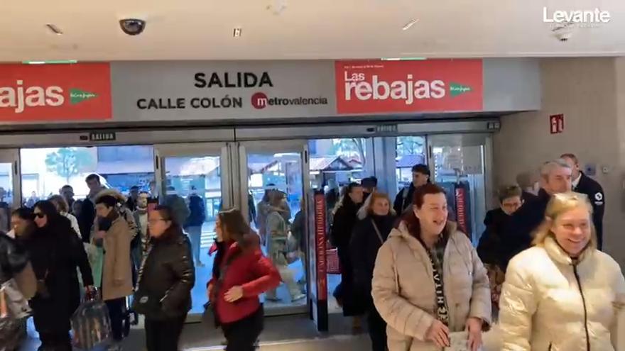 Arrancan las rebajas de enero en la Comunitat Valenciana: cada valenciano se gastará una media de más de 100 euros