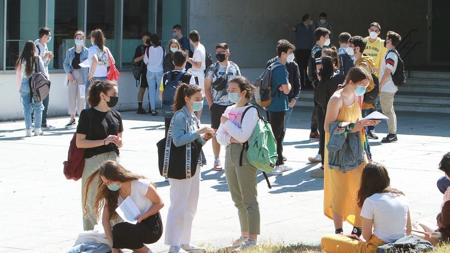 Más de 209.000 alumnos gallegos inician el curso el miércoles en ESO, bachillerato, FP y enseñanzas de régimen especial