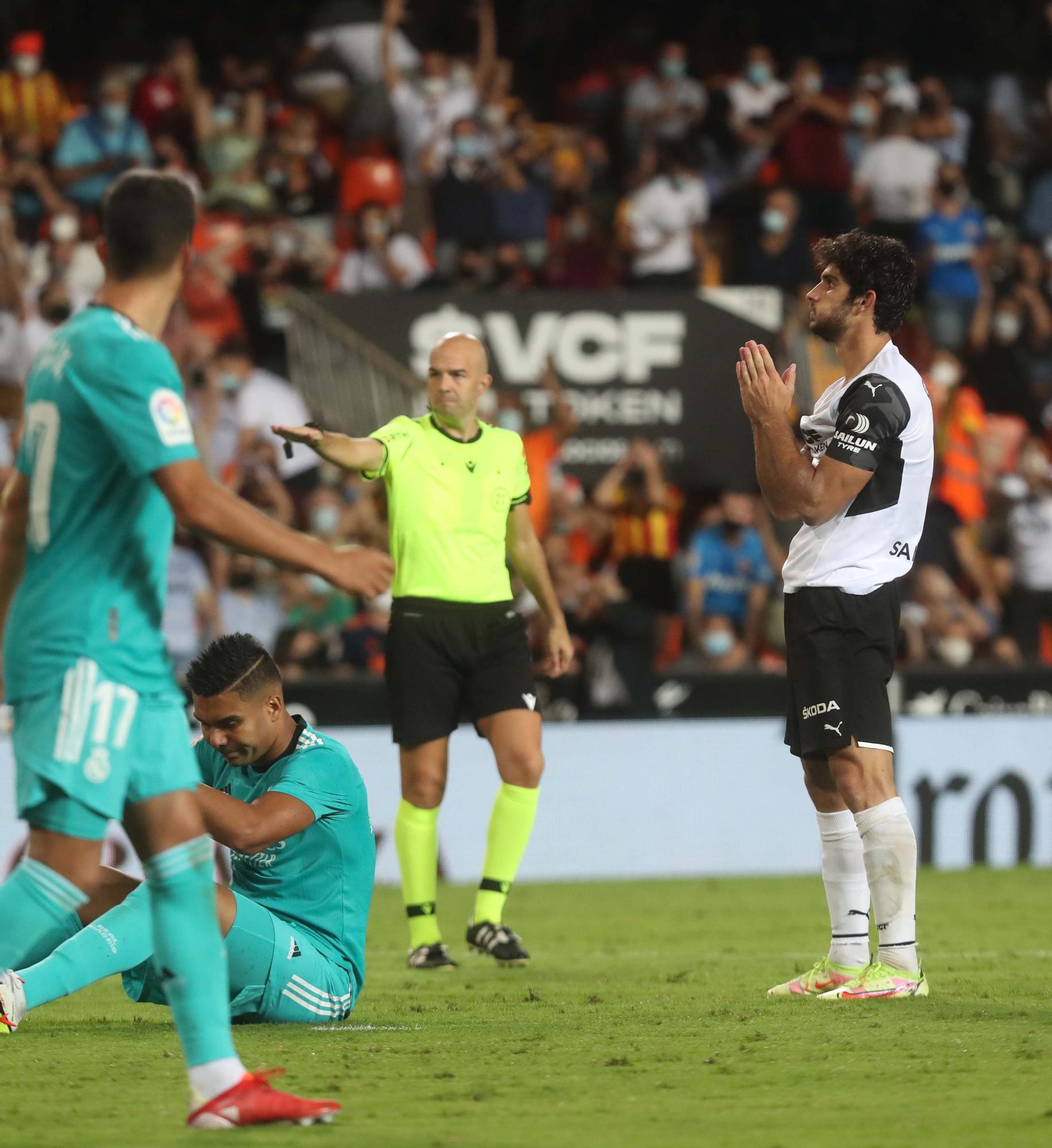 Las imágenes del partido entre el Valencia CF y el Real Madrid