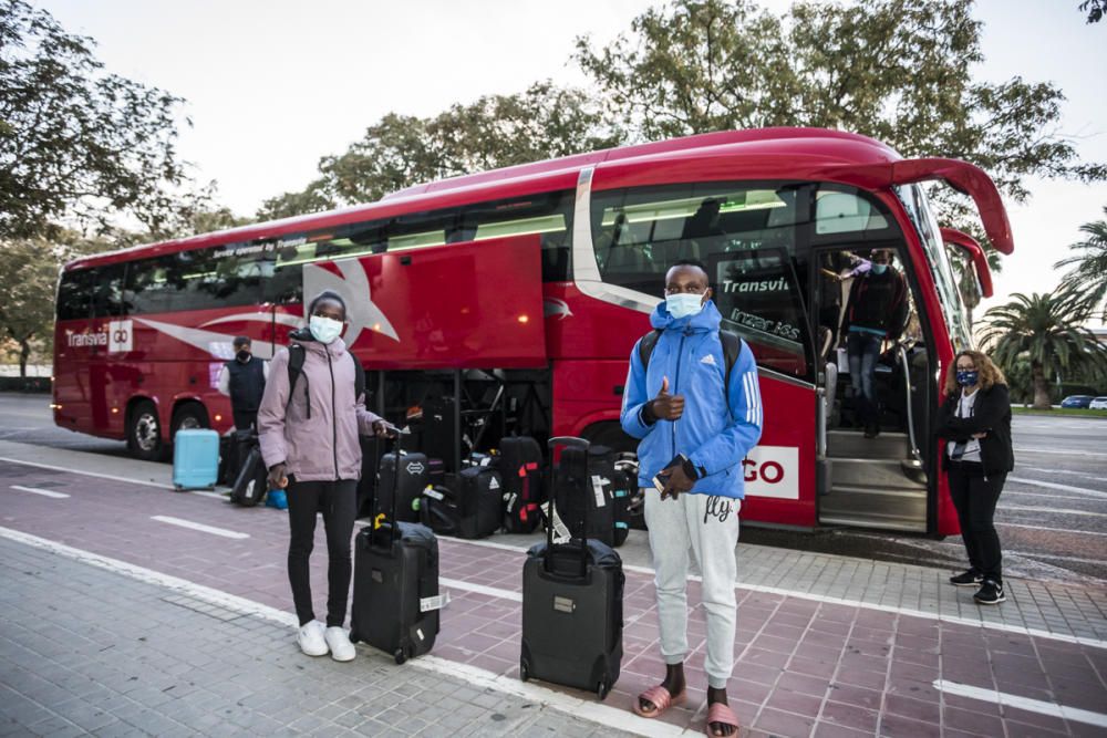 Llegada de los atletas elite del Maratón