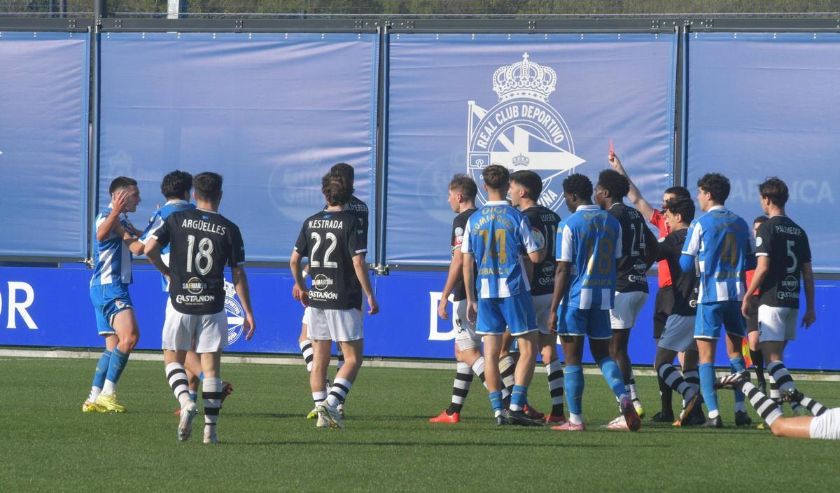 El Fabril vence al Lealtad (3-1) en Abegondo