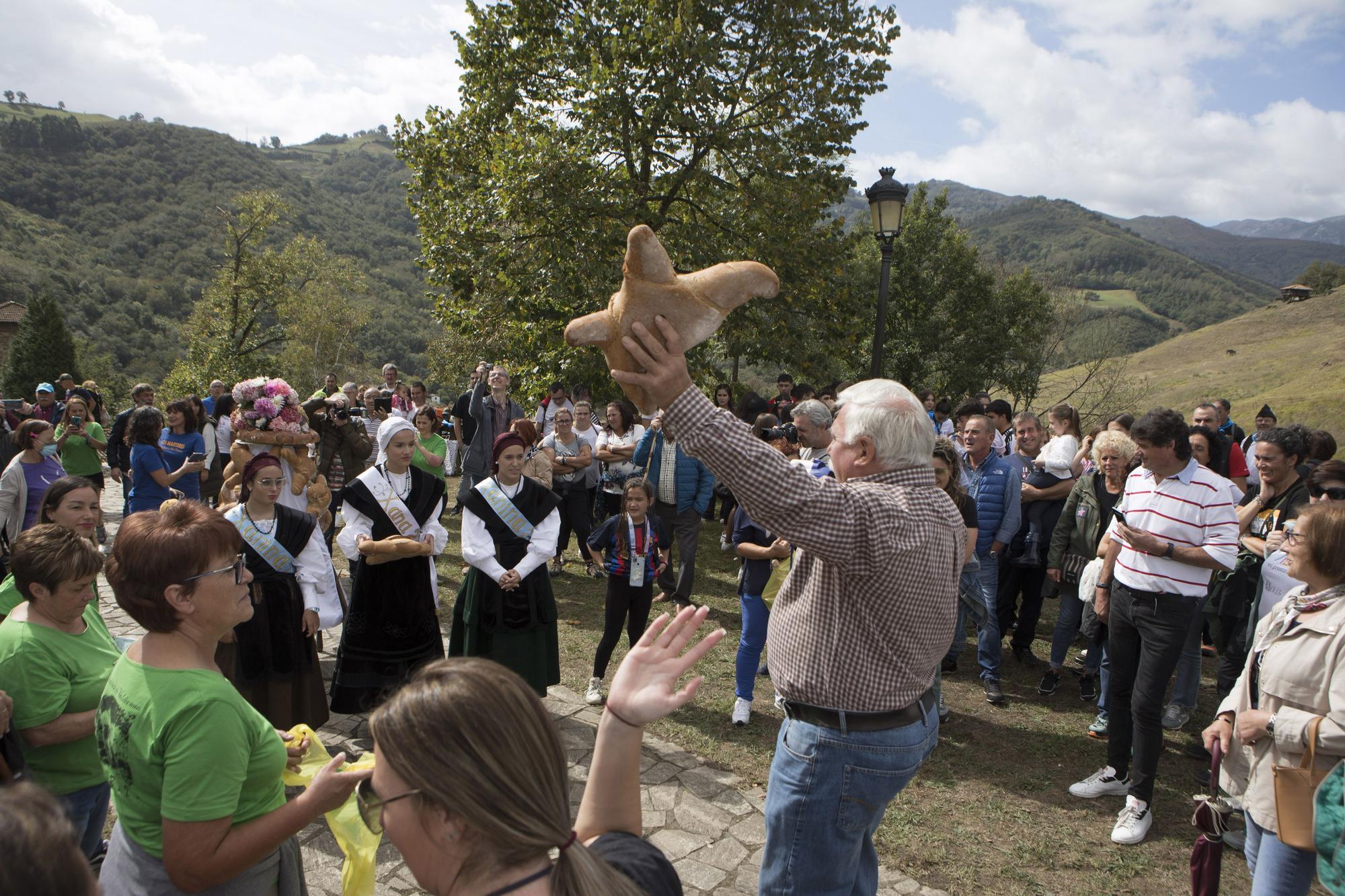 La romería de Los Mártires vuelve a Mieres