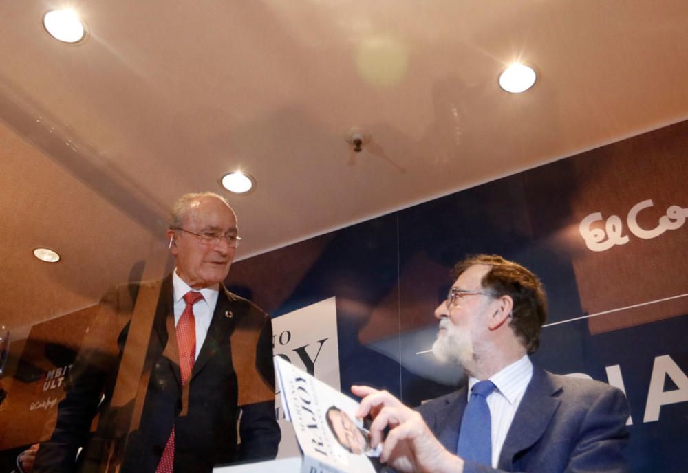 Firma de libros de Mariano Rajoy.