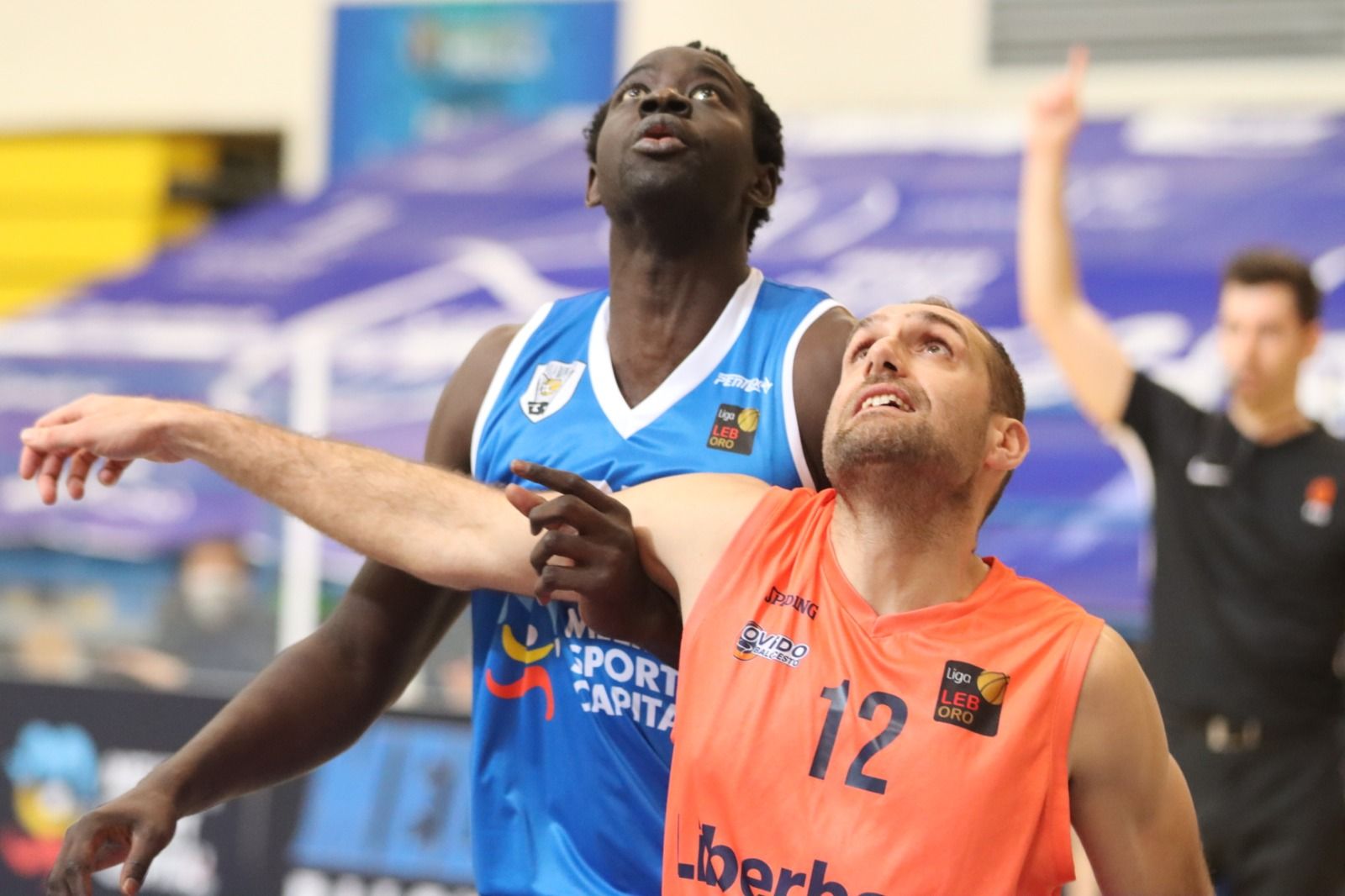 El Liberbank Oviedo Baloncesto gana en Melilla (72-80)