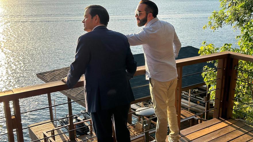 Bukele ofrece su propia Guantánamo a Trump