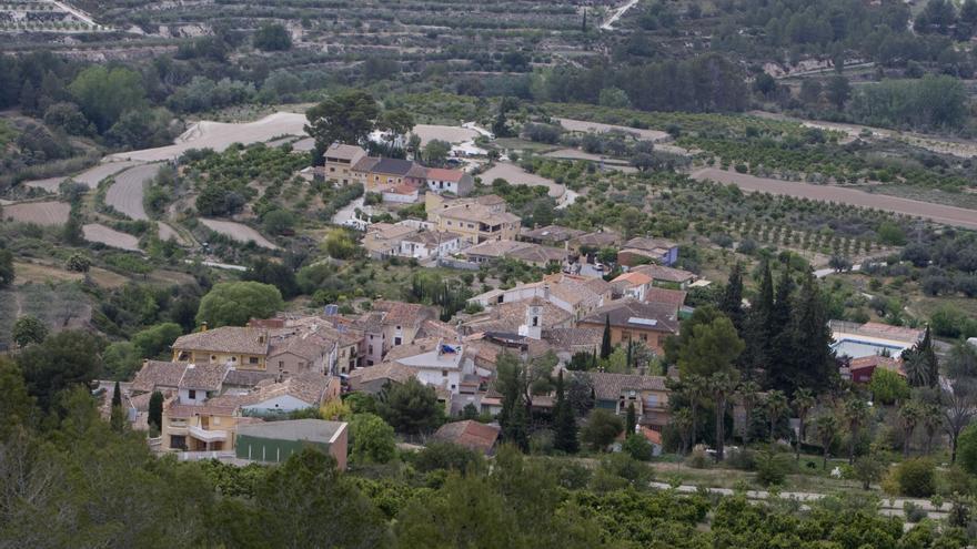 Rescatan con helicóptero a una mujer en las inmediaciones del Castillo de Carrícola