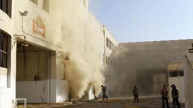 Provocan un incendio en una nave abandonada cuando robaban hierro