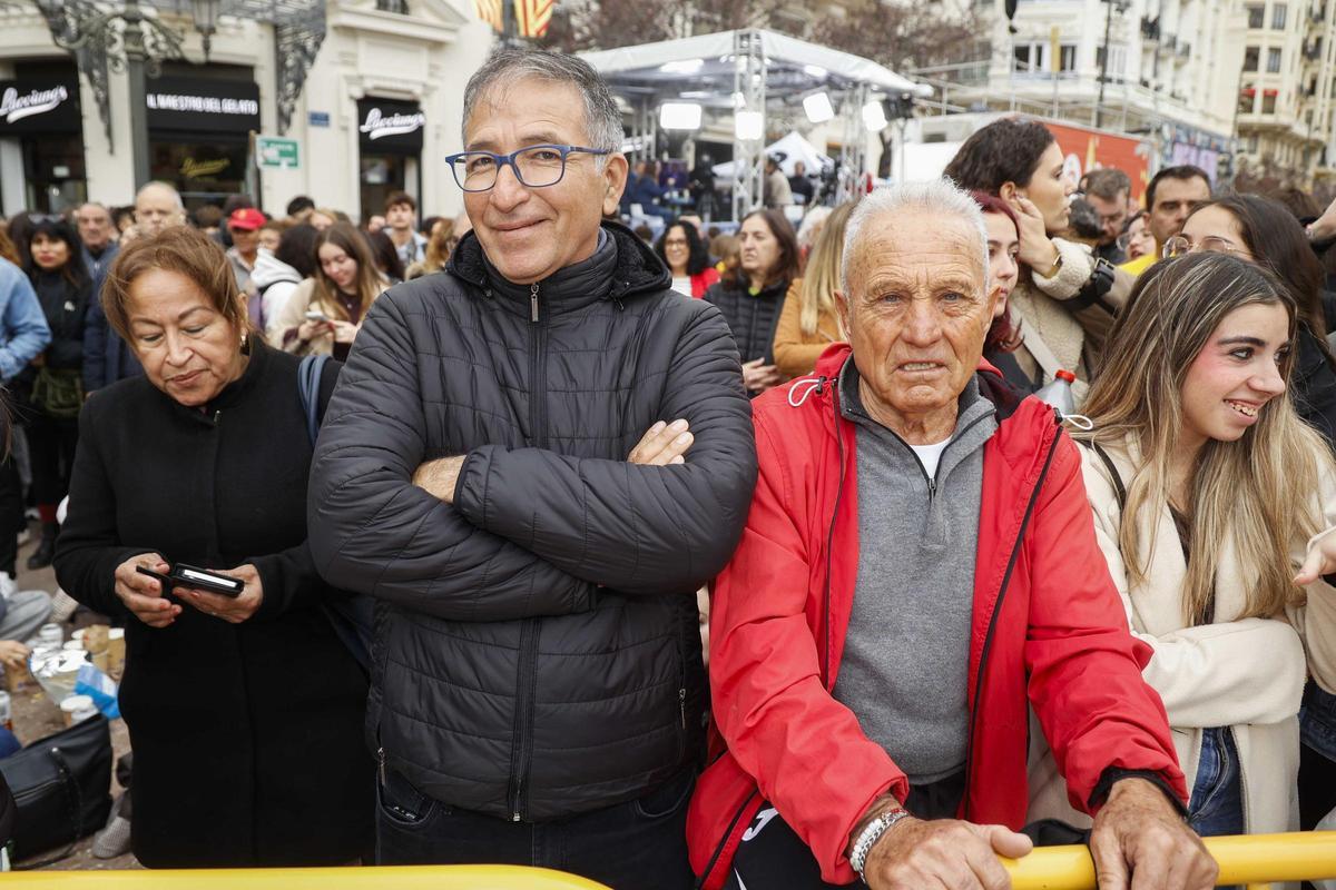 Búscate en la mascletà del 3 de marzo en la plaza del Ayuntamiento de València