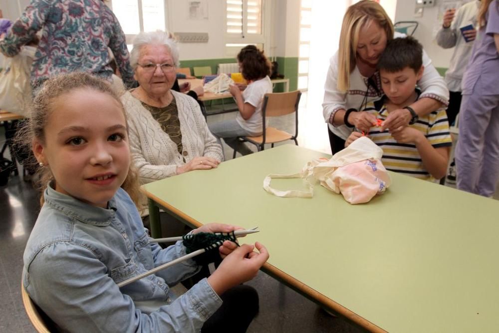 Ganchillo en el Colegio Atalayas de Cartagena