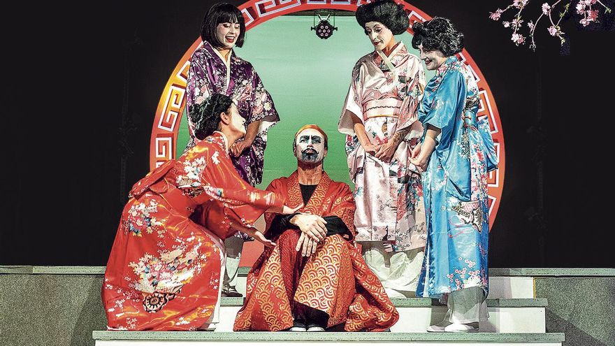 Nostra Llar porta a l’escenari del Kursaal el Japó d’«El Mikado»
