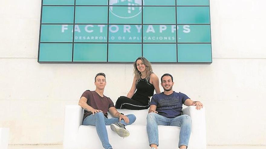 Factory Apps: &quot;Nuestra primera oficina fue el salón de casa&quot;