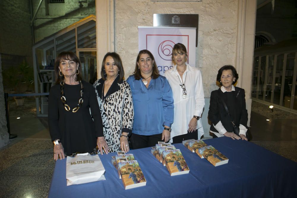 El libro se presentó el jueves 9 de mayo, en Alicante, en la sede Casa Mediterráneo