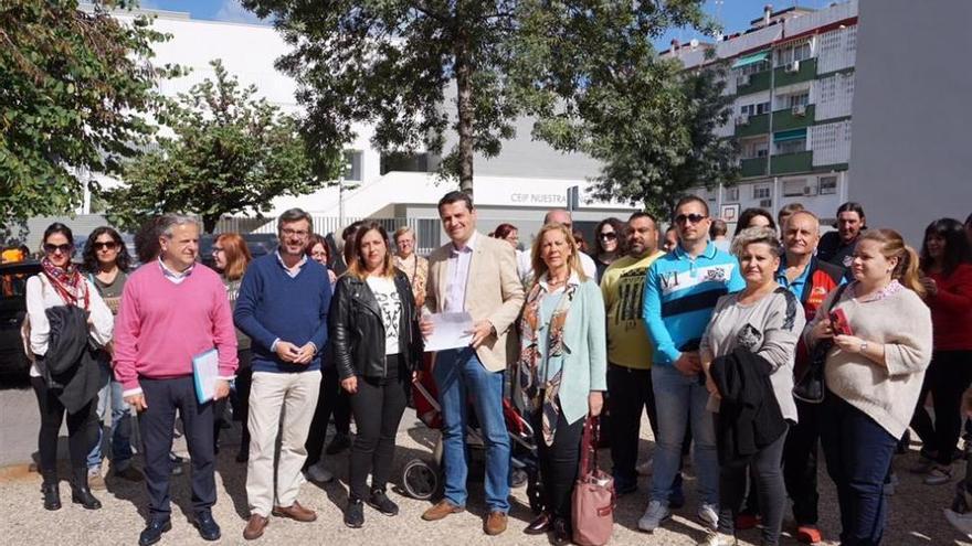 Los padres iniciarán protestas para exigir la climatización en el colegio Nuestra Señora de Linares