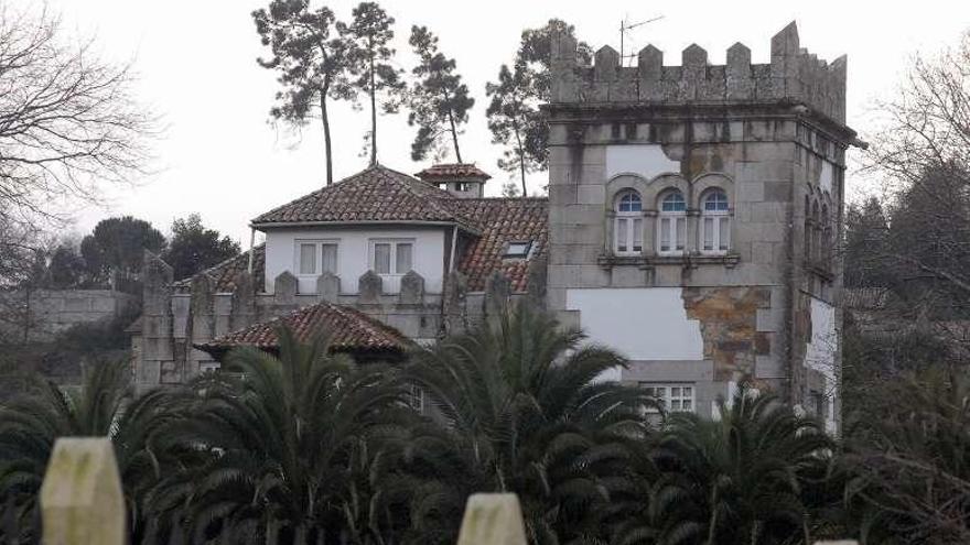 Condenados dos vigueses que asaltaron un chalé en Málaga tras maniatar a su dueña