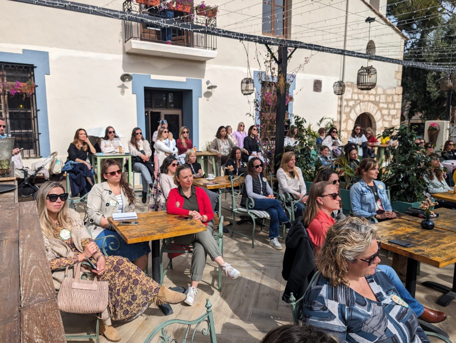 Benicàssim reúne a un centenar de 'jefazas'